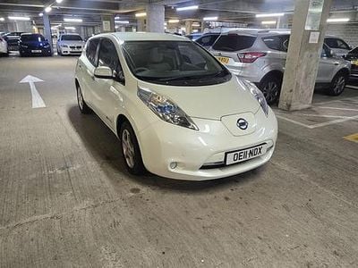 Used Nissan Leaf 80 kW (109 HP) 2011 White Hatchback