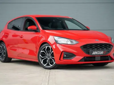 Used Ford Focus ST-Line X 150 HP (110 kW) 2019 Red Hatchback