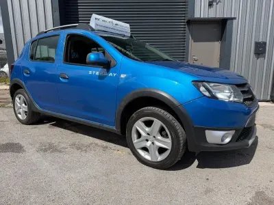 Gebraucht Dacia Sandero Lauréate 90 PS (66 kW) 2013 Blau Kleinwagen