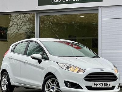 White Used 2013 Ford Fiesta Zetec Hatchback | £4,995 (Fair price)