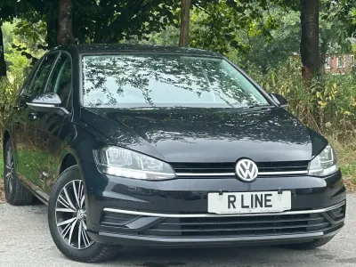 Used VW Golf VII SE 115 HP (84 kW) 2019 Black Hatchback