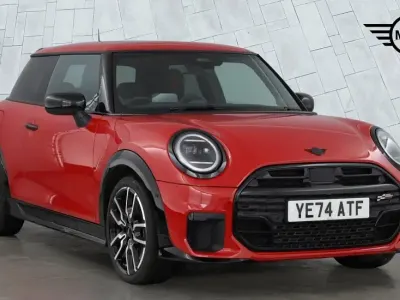 Used Mini Cooper S Hatch 201 HP (147 kW) 2024 Red Hatchback