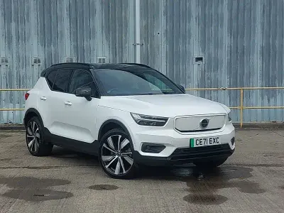 Usado Volvo XC40 Pro 300 kW (408 HP) 2021 Branco SUV