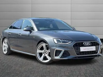 Używany Audi A4 Comfort 150 KM (110 kW) 2023 Szary Sedan/Limuzyna