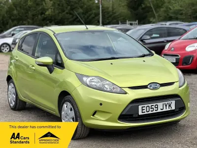 Second-hand Ford Fiesta Style 96 CP (70 kW) 2009 Verde Hatchback