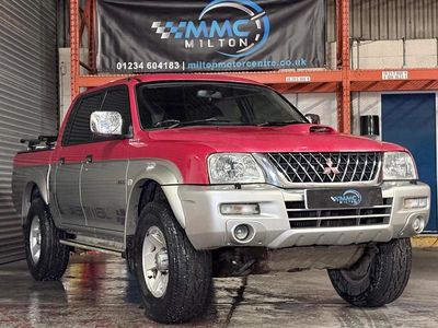 Used Mitsubishi L200 113 HP (83 kW) 2004 Red/silver Pickup