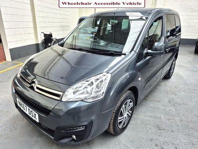 Used Citroën Berlingo Feel 100 HP (73 kW) 2017 Grey MPV