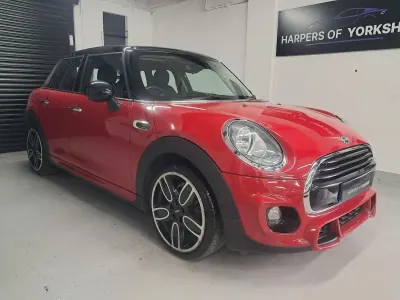 Used Mini Cooper Hatch 2018 Red Hatchback