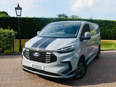 Used Ford Transit Custom Limited 170 HP (125 kW) 2025 Grey Van