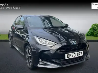 Usata Toyota Yaris Hybrid Design 116 CV (85 kW) 2026 Utilitaria