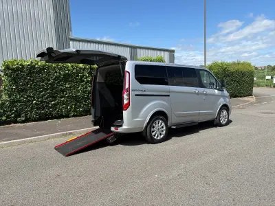 Used Ford Tourneo Titanium 130 HP (95 kW) 2019 Silver MPV
