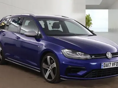Used VW Golf VII R 310 HP (228 kW) 2017 Blue Estate