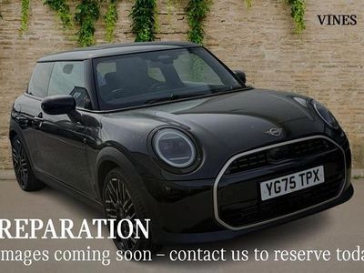 Used Mini Cooper Hatch 113 kW (154 HP) 2025 Black Hatchback