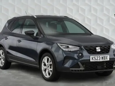 Begagnad Seat Arona FR 150 HK (110 kW) 2023 Grå SUV