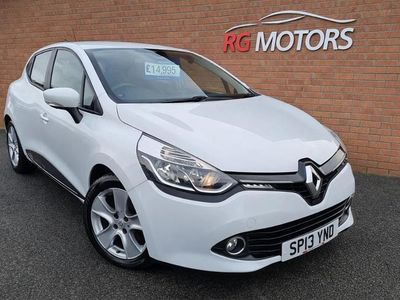 Used Renault Clio IV Expression+ 90 HP (66 kW) 2013 White Hatchback
