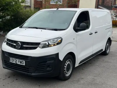 Used Vauxhall Vivaro Edition 100 HP (73 kW) 2021 White MPV