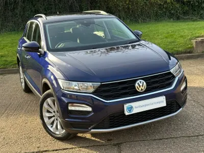 Usado VW T-Roc SE 115 HP (84 kW) 2019 Azul SUV