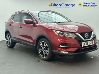 Used Nissan Qashqai N-Connecta 115 HP (84 kW) 2018 Red SUV