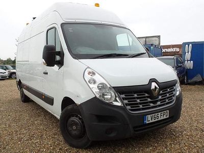 White Used 2016 Renault Master Business Van | £12,981 (Expensive)