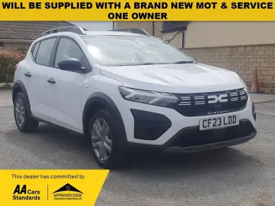 Used Dacia Sandero Essentiel 90 HP (66 kW) 2023 White Hatchback