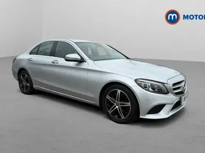 Usado Mercedes C200 Premium 184 HP (135 kW) 2019 Prateado Sedan