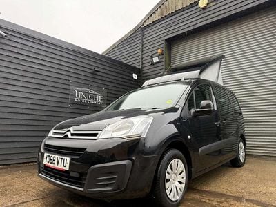 Used Citroën Berlingo Feel 100 HP (73 kW) 2016 Black MPV