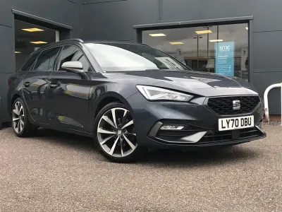 Begagnad Seat Leon FR Sport 150 HK (110 kW) 2021 Grå Kombi
