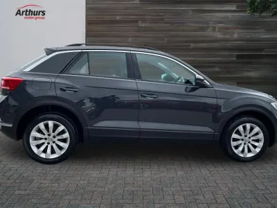 Used VW T-Roc SE 115 HP (84 kW) 2020 Grey SUV