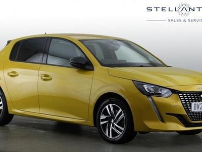 Used Peugeot 208 Allure Premium 102 HP (75 kW) 2022 Yellow Hatchback