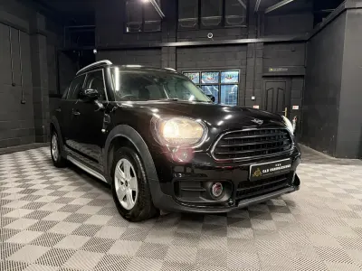 Used Mini Cooper Classic 2019 Black Hatchback