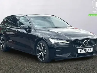 Używany Volvo V60 R-Design 163 KM (119 kW) 2021 Czarny Kombi
