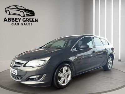 Used Vauxhall Astra SRi 165 HP (121 kW) 2013 Grey Estate