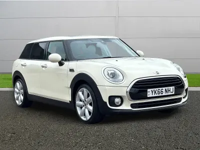 Używany Mini Cooper Clubman 150 KM (110 kW) 2016 Biały Kombi
