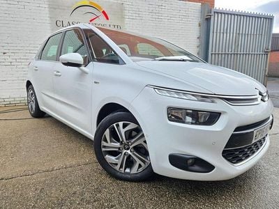 White Used 2016 Citroën C4 Picasso Exclusive MPV | £7,722 (Fair price)