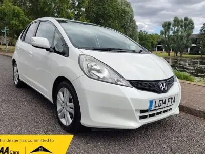 Used Honda Jazz ES 99 HP (72 kW) 2014 White Hatchback