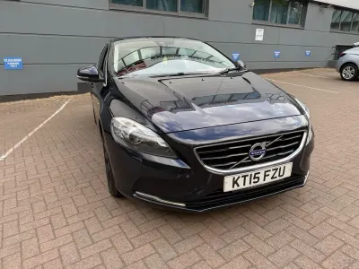 Used Volvo V40 SE Lux 2015 Blue Hatchback