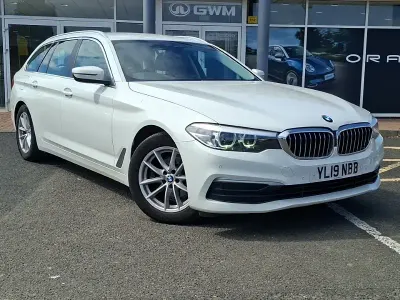 Used BMW 520 Comfort Edition 190 HP (139 kW) 2019 White Estate
