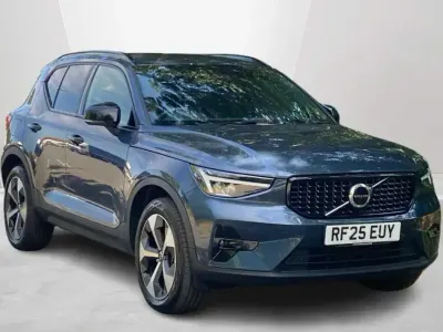 Used Volvo XC40 Plus 161 HP (118 kW) 2025 Blue SUV