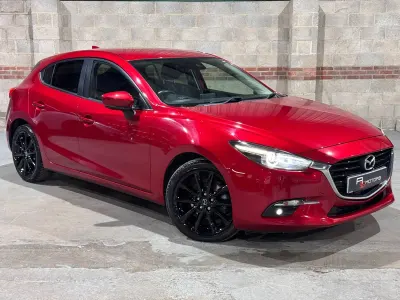 Used Mazda 3 Inclusive 150 HP (110 kW) 2018 Red Hatchback