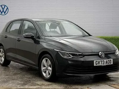 Używany VW Golf VIII 130 KM (95 kW) 2023