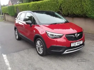 Used Vauxhall Crossland X 83 HP (61 kW) 2020 Red SUV