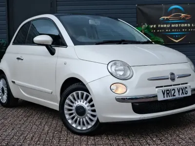 Używany Fiat 500 Lounge 69 KM (50 kW) 2012 Biały Hatchback