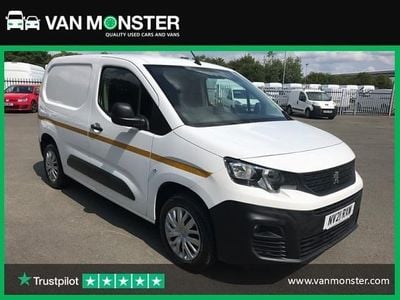 White Used 2021 Peugeot Partner MPV | £7,698 (Good price)