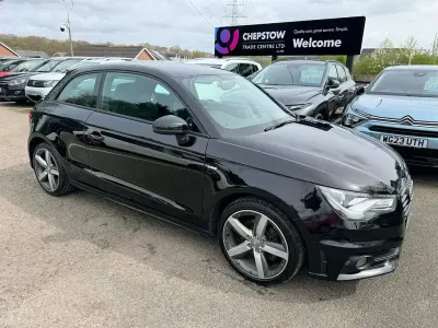 Begagnad Audi A1 S-Line 122 HK (89 kW) 2014 Svart Halvkombi