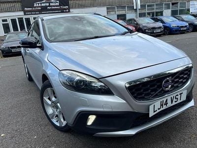 Used Volvo V40 CC 115 HP (84 kW) 2014 Estate
