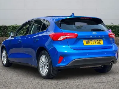 Used Ford Focus Titanium 2021 Blue Hatchback