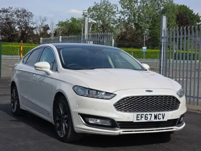 Używany Ford Mondeo Vignale 180 KM (132 kW) 2018 Biały Hatchback
