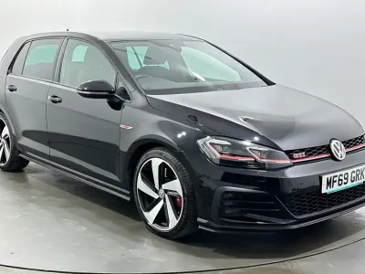 Second-hand VW Golf VII GTI 245 CP (180 kW) 2019 Negru Hatchback