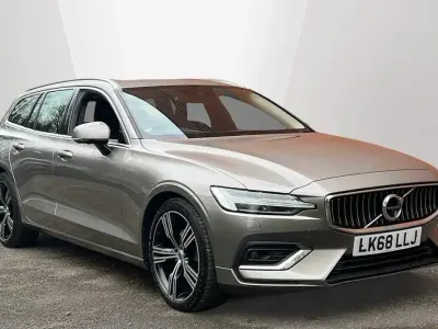 Usado Volvo V60 Inscription 188 CV (138 kW) 2018 Gris Familiar