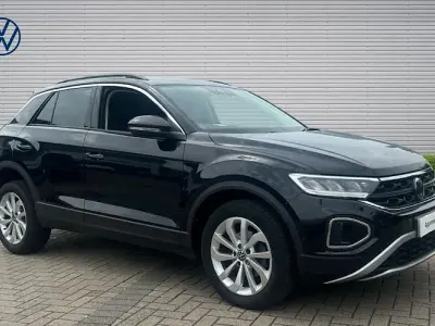 Used VW T-Roc Match 150 HP (110 kW) 2025 Black SUV